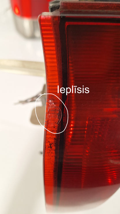 Volvo XC70 / V70 2001 - 2005 Aizmugurējais kreisais lukturis  (lietots) 9154497