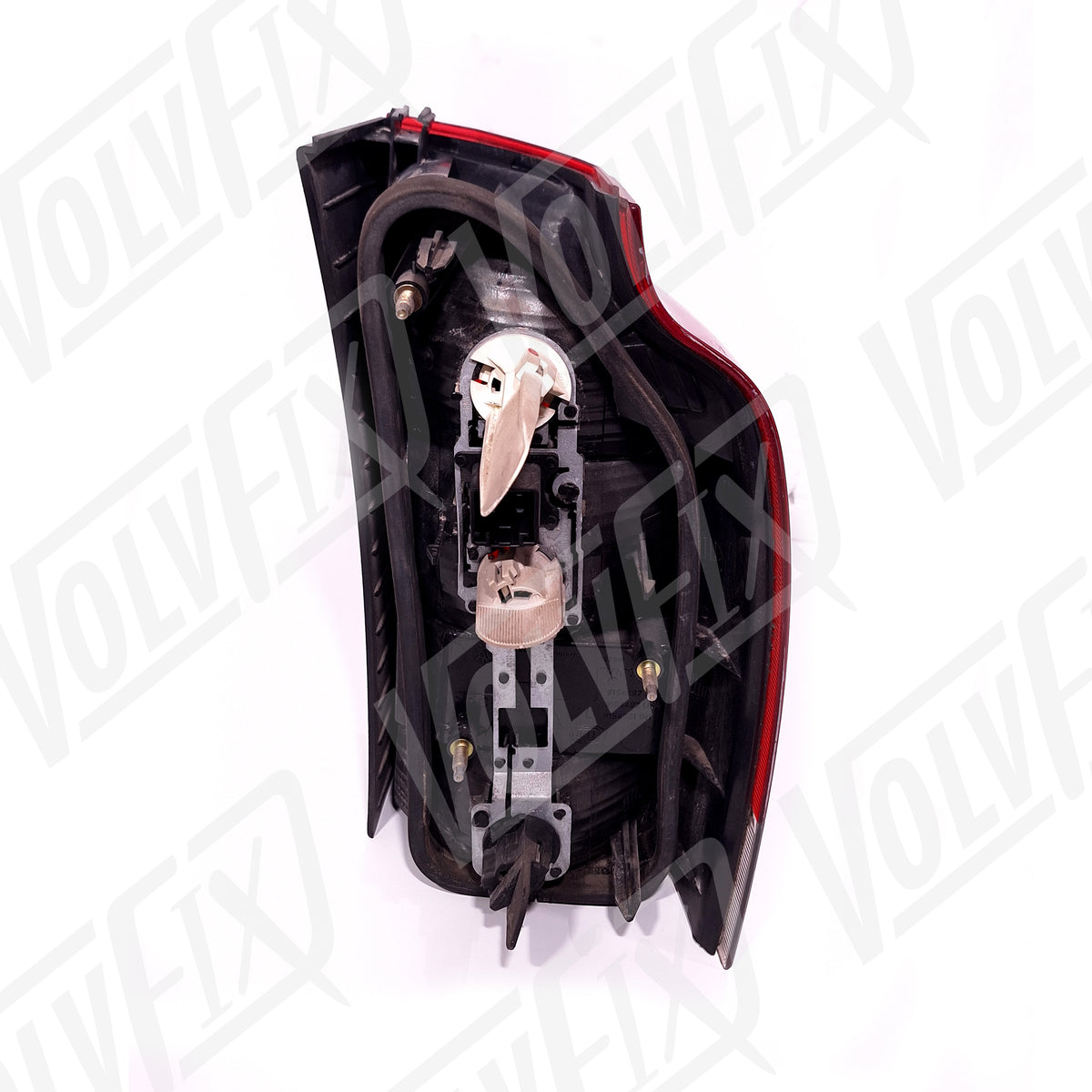 Volvo XC70 / V70 2001 - 2005 Aizmugurējais kreisais lukturis (lietots) 9154497