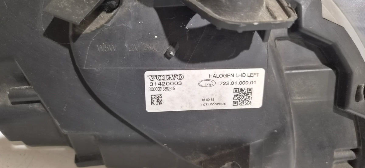 Volvo V40 (2013 - ) hečbeka priekšējais kreisais lukturis / 31420003 OEM (Lietots)