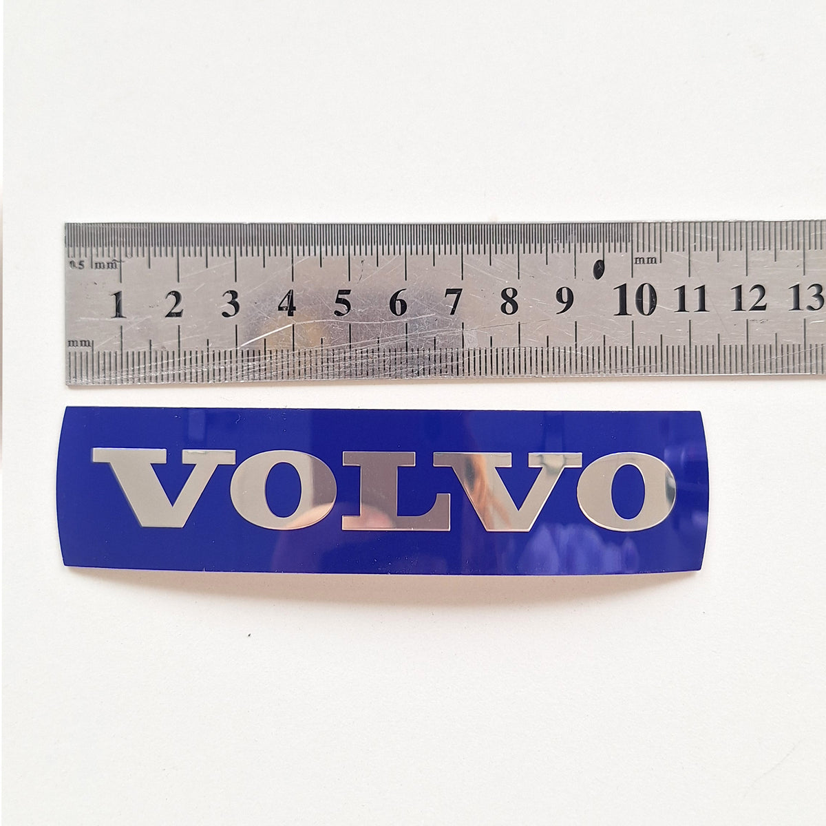 Volvo S60 / V60 / XC70 / V70  režģa  emblēma  31214625 OEM