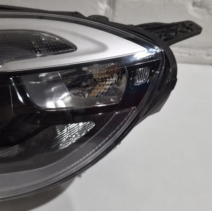 Volvo V40 (2013 - ) hečbeka priekšējais kreisais lukturis / 31420003 OEM (Lietots)